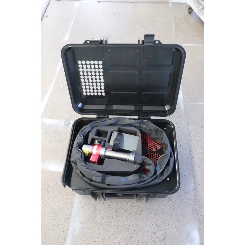 Industrial Laser Cleaning Equipment - Maxcool Pulsed Suitcase Fiber Laser Cleaning